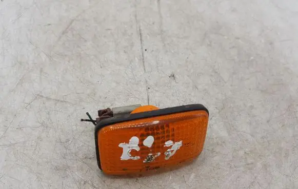 Nissan X-Trail T30 Front fender indicator light 013192