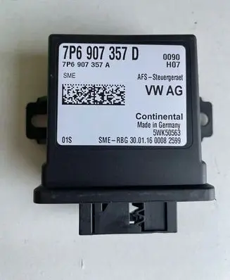 Volkswagen Golf VII Light module LCM 7P6907357D