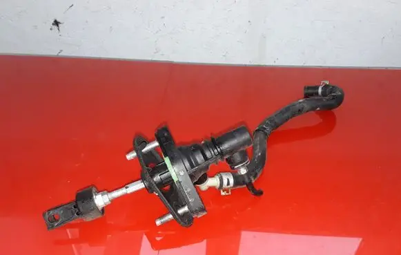Toyota Auris 150 Clutch master cylinder 3142002031