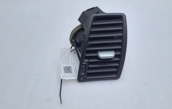 Volvo XC90 Dashboard side air vent grill/cover trim 3409399