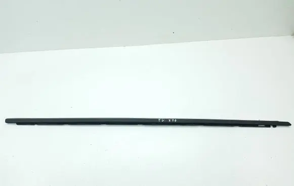 Peugeot 308 Windshield trim