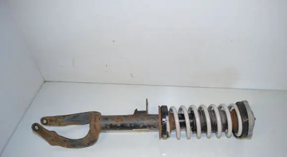 BMW 5 F10 F11 Front shock absorber with coil spring 6783975 31316783975 31336796764