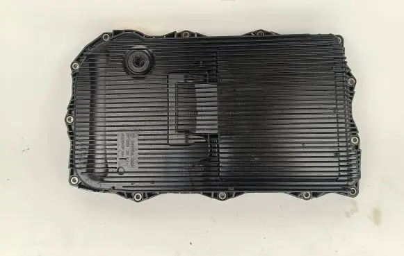 Maserati Levante Gearbox sump ZF051220614 670005568 21035450