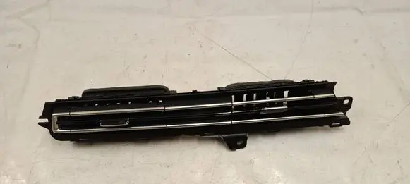 Audi A3 8Y Dash center air vent grill 8Y2820951B
