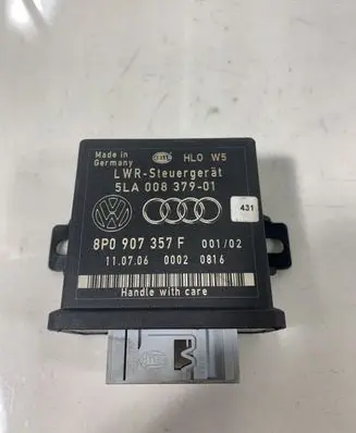Audi Q7 4L Light module LCM 5LA00837901