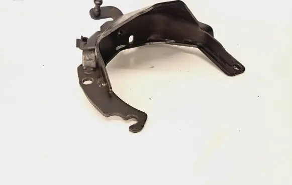 Volvo V50 Fuel filter bracket/mount holder 4N5Q9A072AC C83FA