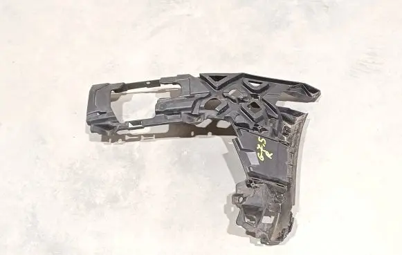 Volkswagen Golf VII Front bumper mounting bracket 5G0807723L