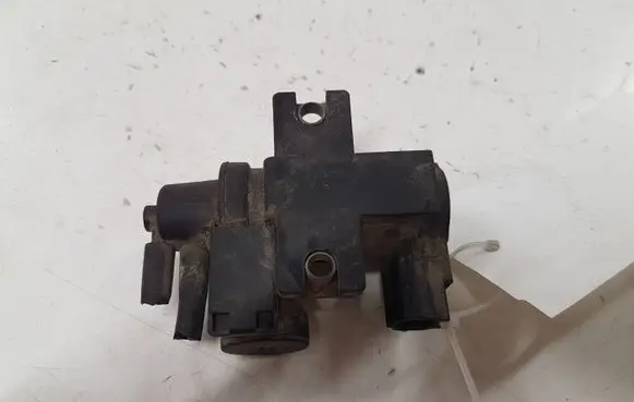 Toyota Avensis T250 Turbo solenoid valve 258190R010