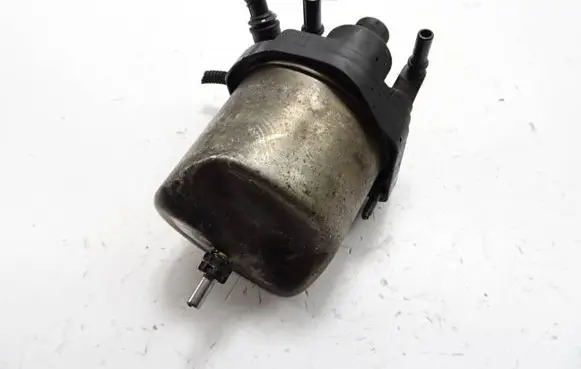 Citroen C4 II Picasso Fuel filter housing 9809757980