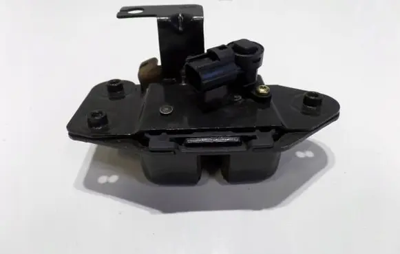 Jeep Grand Cherokee (WJ) Tailgate/trunk/boot lock/catch/latch 551651ZAMP
