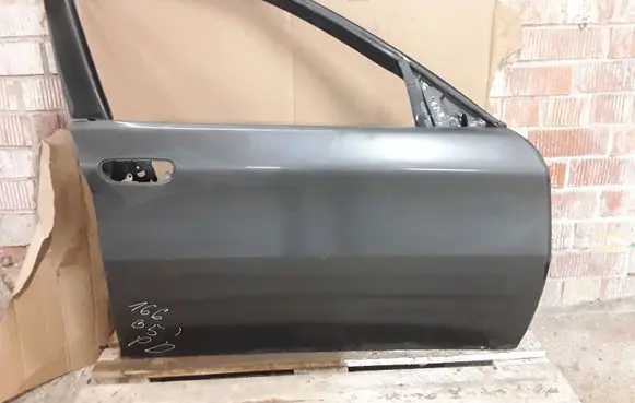 Alfa Romeo 166 Front door