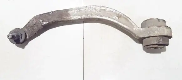 Volkswagen PASSAT B5.5 Front lower control arm/wishbone
