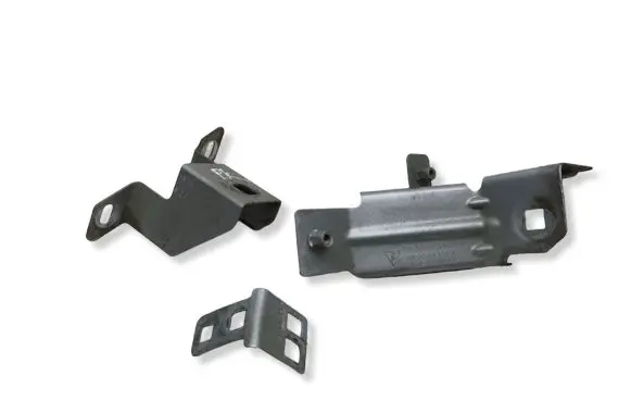 Porsche Cayenne (92A) Fender mounting bracket 7P5805603A