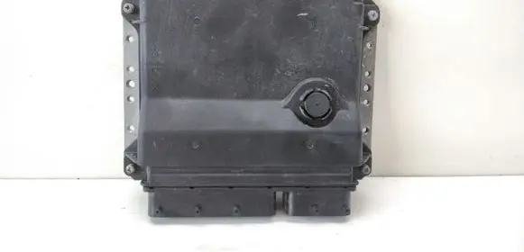 Toyota Auris 150 Engine control unit/module 8966102D82