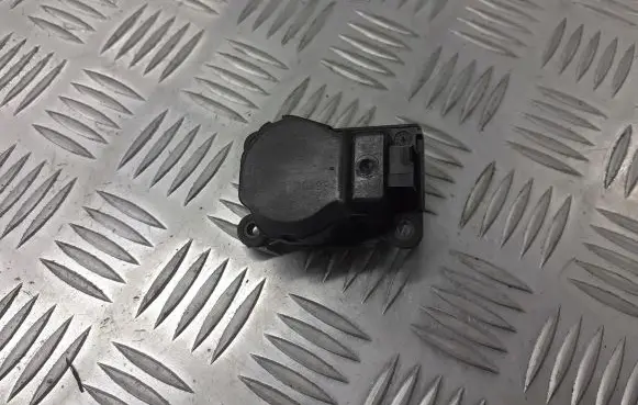 Citroen C5 A/C air flow flap actuator/motor EAD516