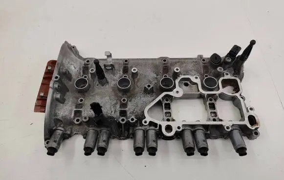 Audi A4 S4 B9 Rocker cam cover 