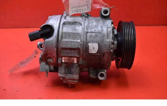 Volkswagen Golf IV Air conditioning (A/C) compressor (pump) 1K0820803