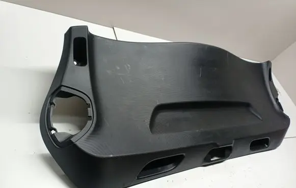Renault Clio IV Tailgate/boot lid cover trim 909001382R 909003638R