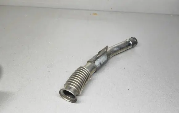 Opel Zafira A EGR valve line/pipe/hose 90570358 799398