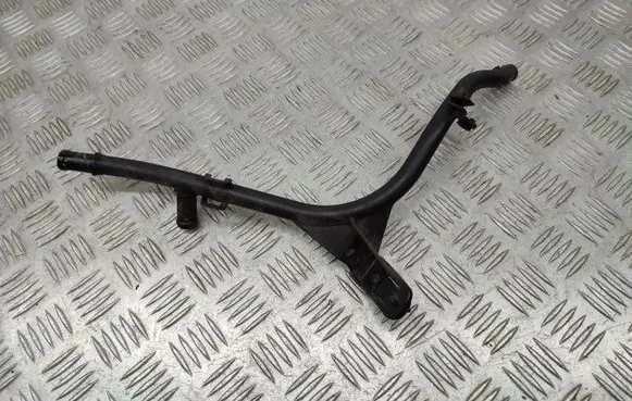 Engine coolant pipe/hose