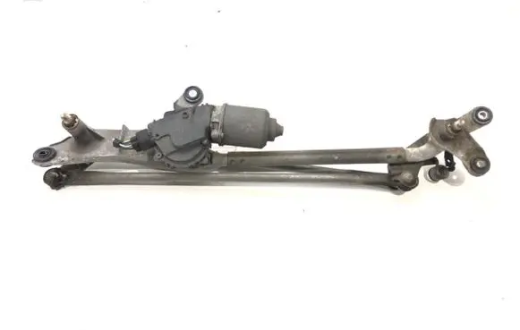 Front wiper linkage and motor