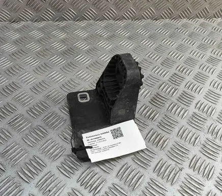 Radiator support slam panel bracket
