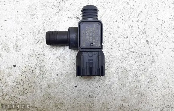 Opel Astra H Vacuum valve 0265005321