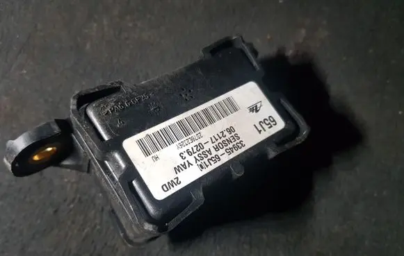Suzuki Grand Vitara II ESP acceleration yaw rate sensor 3394565J10