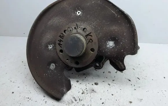 Audi A4 S4 B8 8K Rear wheel hub