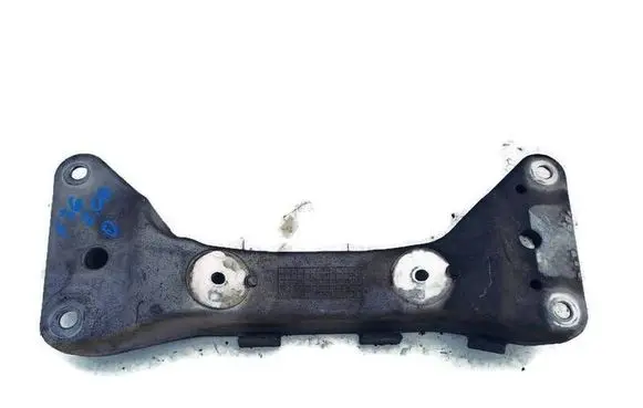 BMW 4 F36 Gran coupe Gearbox mounting bracket 6859417-03
