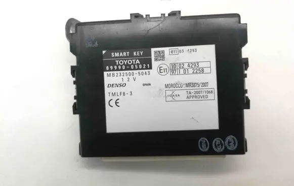 Toyota Avensis T270 Other devices 8999005021