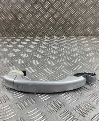 Audi A4 S4 B8 8K Front door exterior handle 8T0837205A