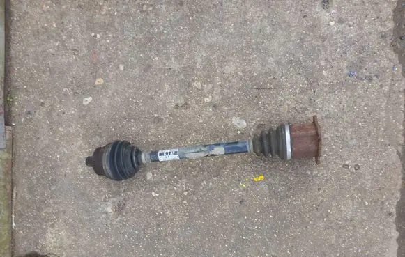 Front driveshaft