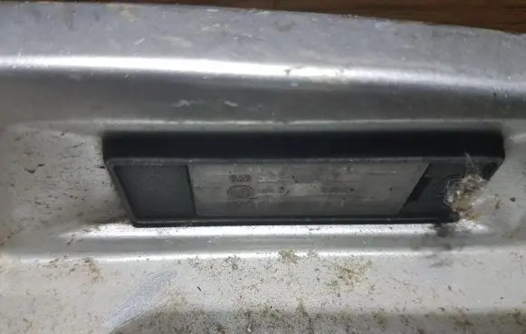 Nissan Primera Number plate light