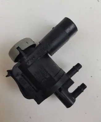 Audi A5 8T 8F Turbo solenoid valve 1K0906283A