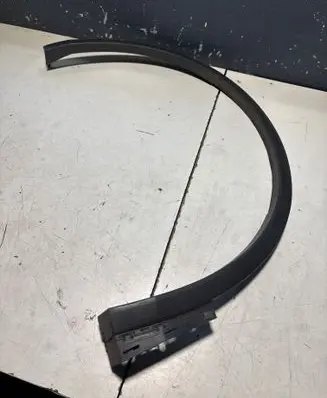 Volkswagen Tiguan Front arch trim 5NA854731F