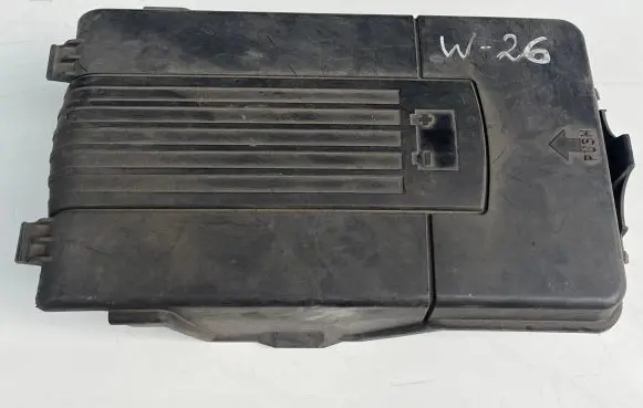 Volkswagen PASSAT B8 Battery box tray cover/lid 1K0915443C