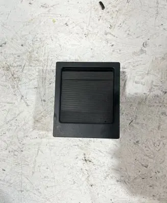BMW 5 E39 Glove box central console 8159698