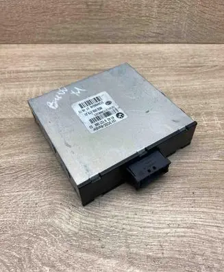 BMW 1 E81 E87 Voltage converter/converter module 9127088 8ES00947920