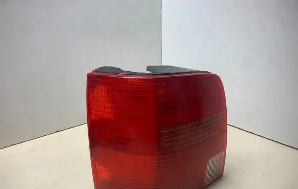 Volkswagen PASSAT B5 Rear/tail lights