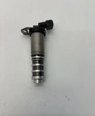 BMW 5 F10 F11 Camshaft vanos timing valve 7585776
