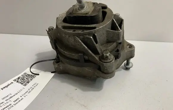 BMW 4 F32 F33 Engine mount bracket 6859413