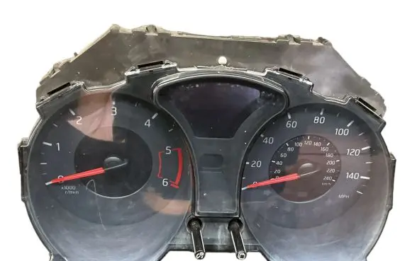 Nissan Juke I F15 Speedometer (instrument cluster)