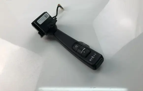 Volvo V70 Indicator stalk 31264165