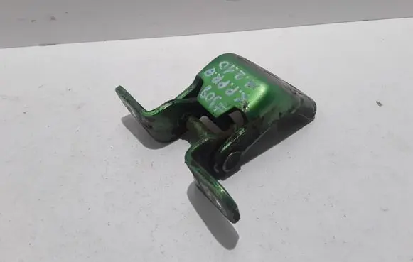 Mazda 2 Front door lower hinge 