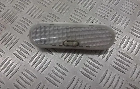 Renault Megane II Headlining lighting console trim 8200439421