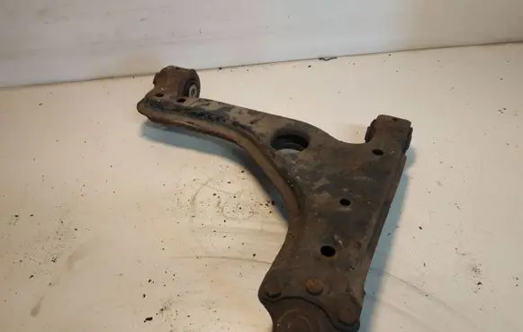 Opel Zafira A Front lower control arm/wishbone