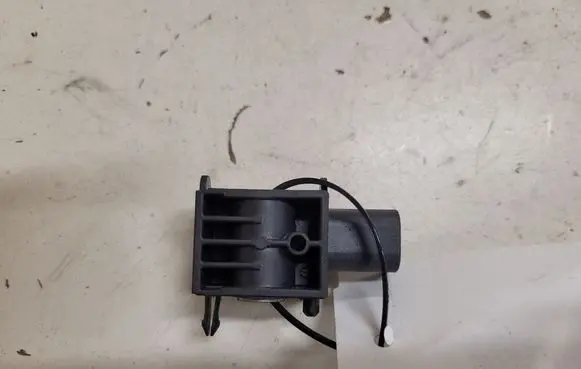 Hyundai Santa Fe Airbag deployment crash/impact sensor 959202B000