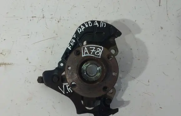 Fiat Panda III Front wheel hub spindle knuckle C544