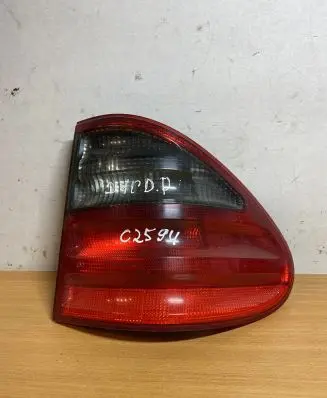 Mercedes-Benz E W210 Rear/tail lights A2108206864 C2594